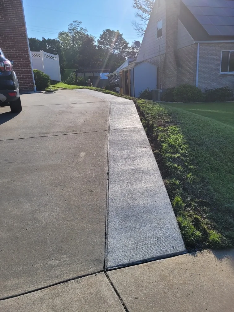 Finished concrete driveway project